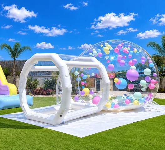 Juegalandia XXL Bubble House set up for a party, available to hire in Málaga and the Costa del Sol