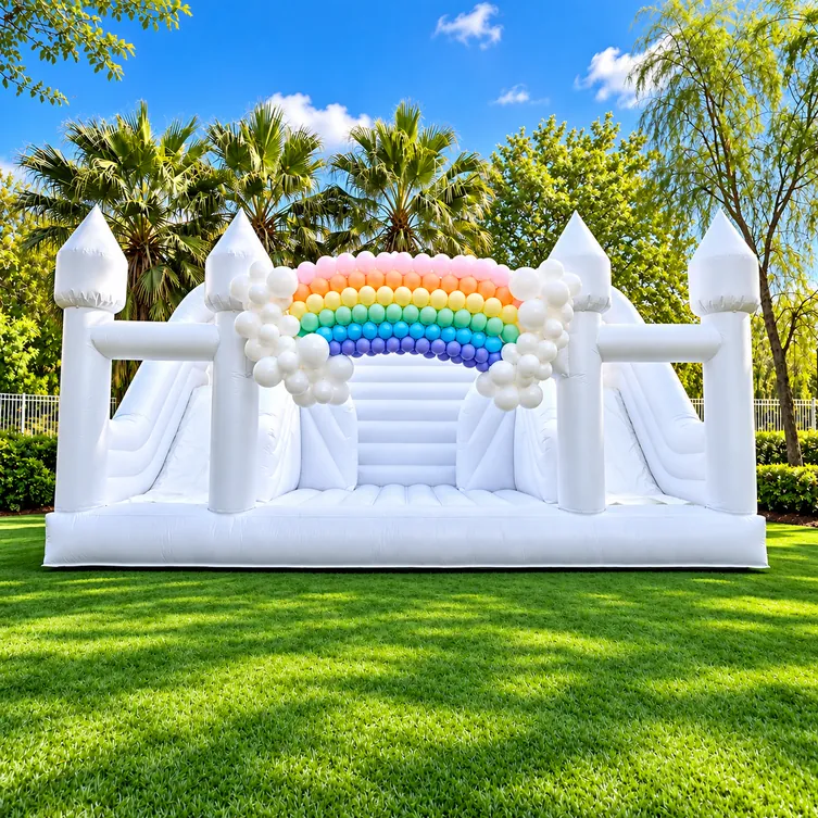 Juegalandia Double Slide Bouncy Castle set up for a party, available to hire in Málaga and the Costa del Sol